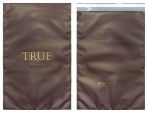 Laminated pouch mailer